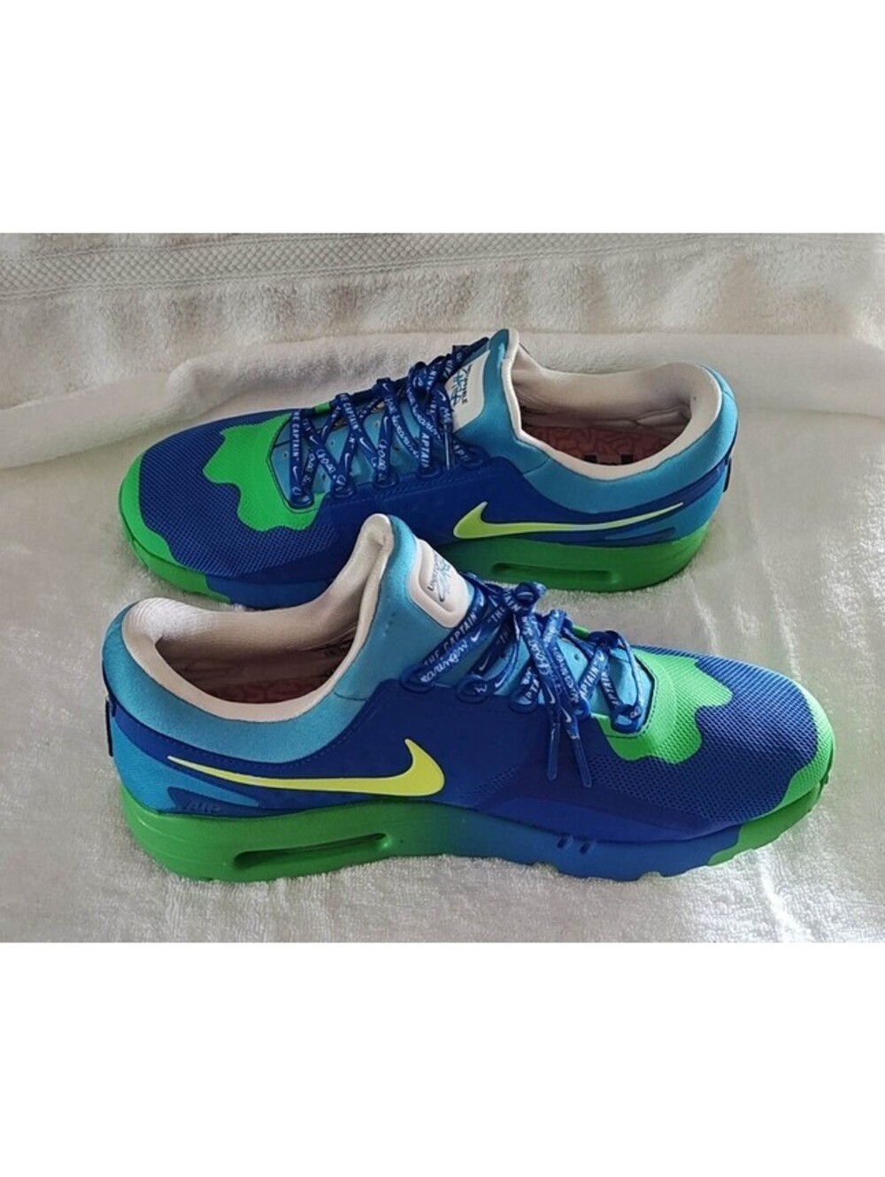 Rare Hard to Find New! Nike Air Max Zero 'Doernbecher' Men Size 11 VNDS